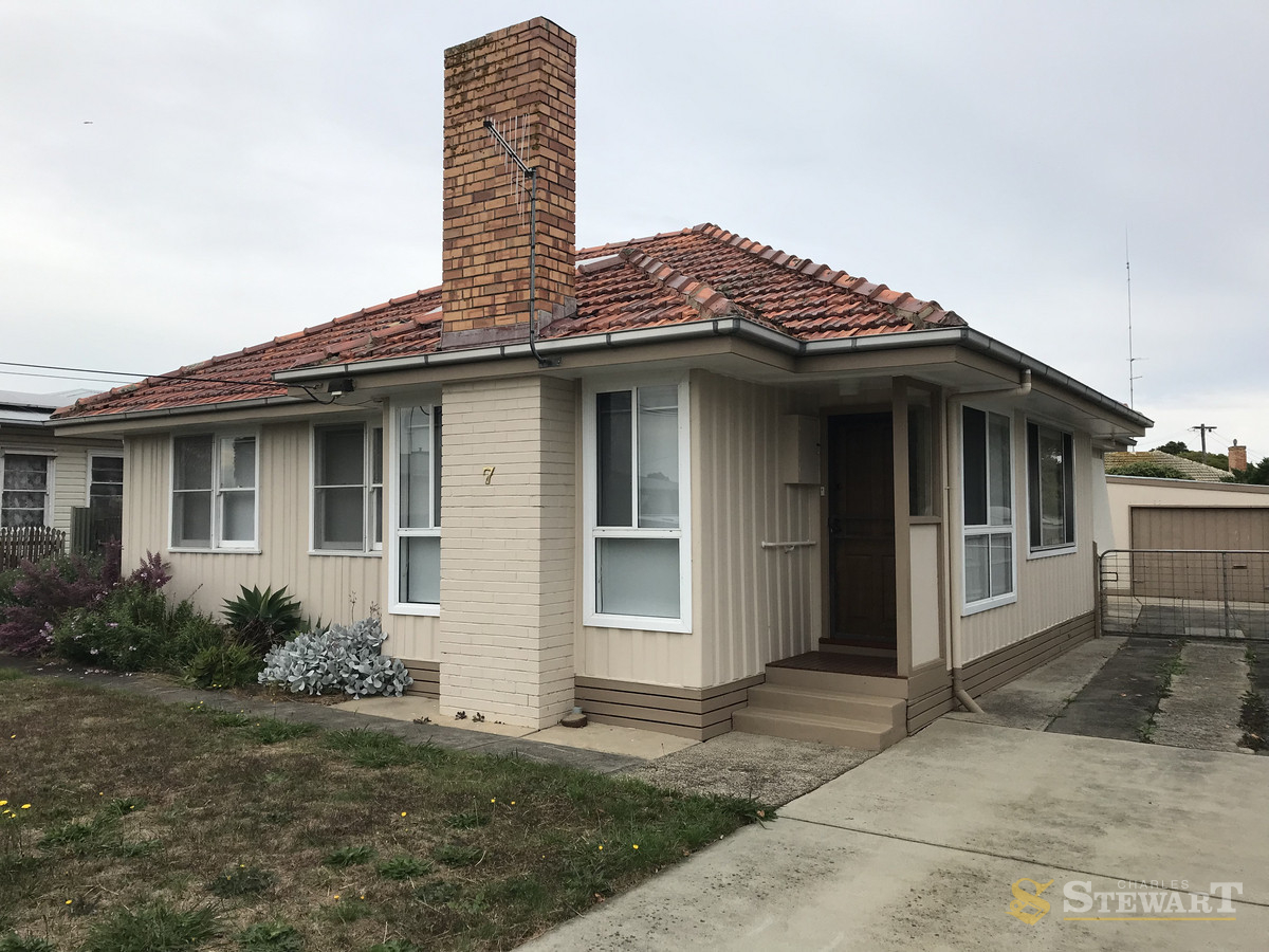 7 Bartlett Street, Colac, VIC