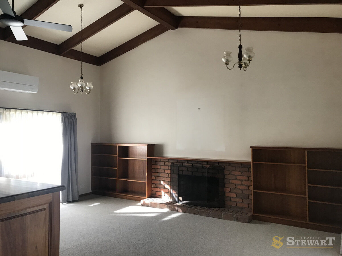 10 Richmonds Lane, Winchelsea, VIC, Winchelsea - Thumbnail 2