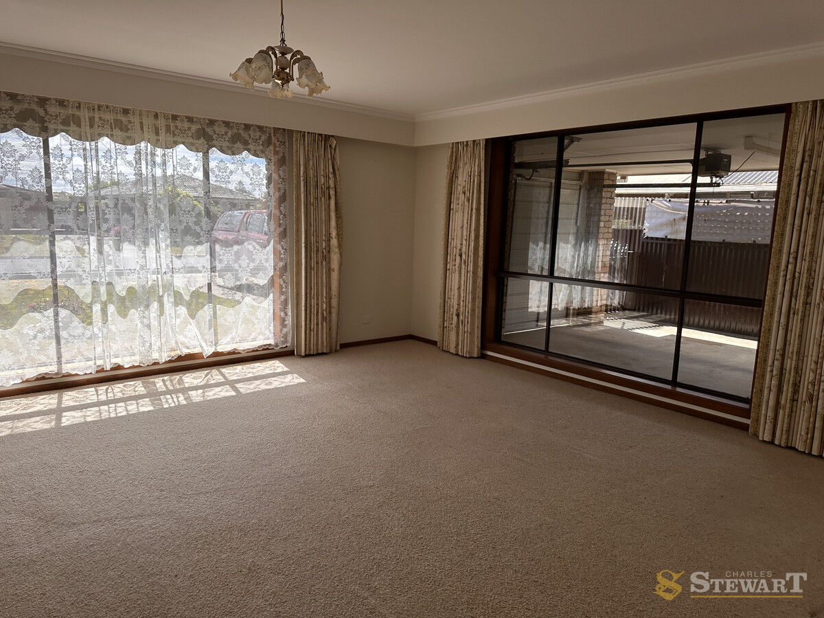 12 Begley Street, Colac, VIC, Colac - Thumbnail 3