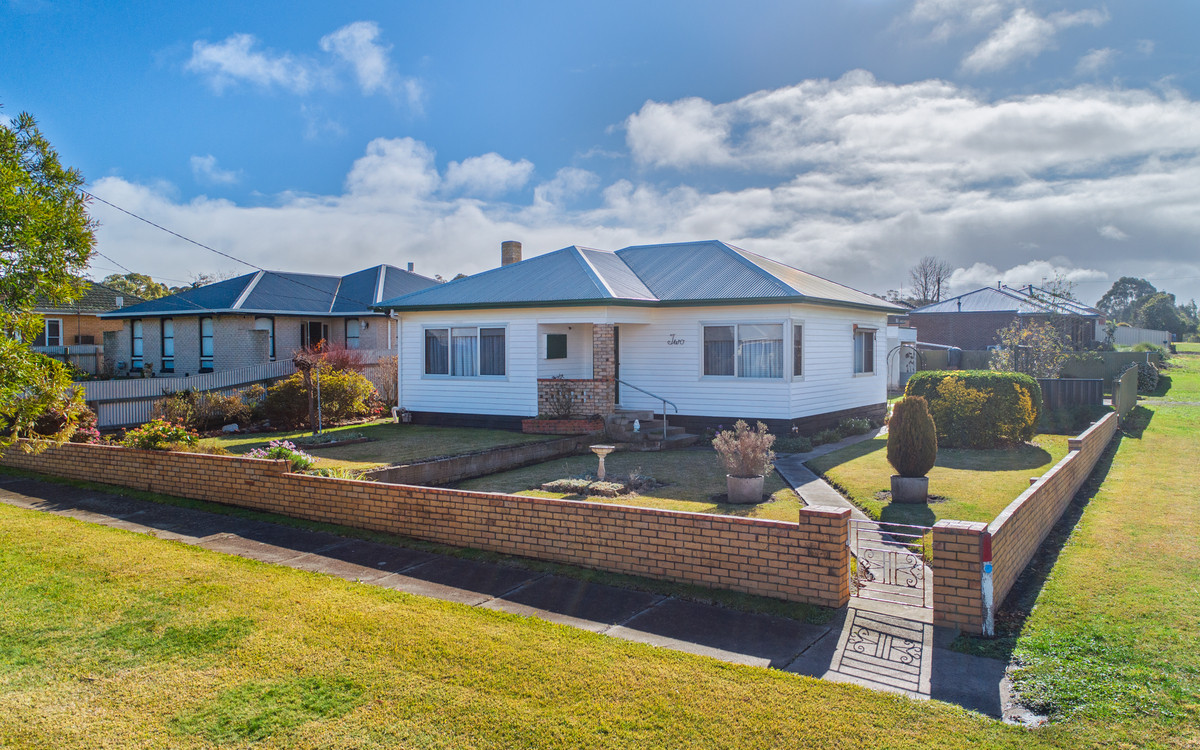 2 Scott Street, Cobden, VIC
