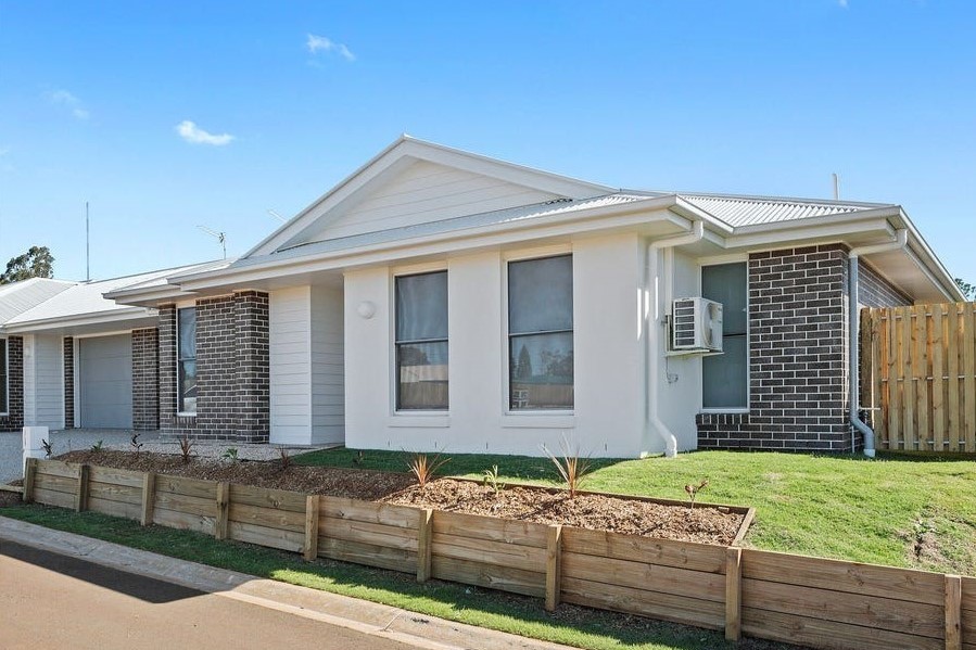 21a/65 Cambooya Street