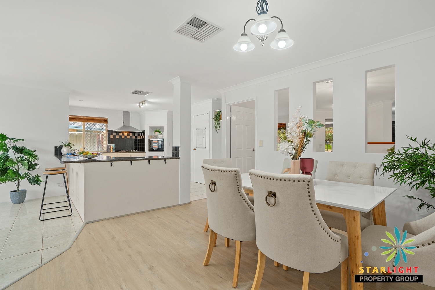 17 Windermere Circle, Joondalup > Starlight Property Real Estate Agent