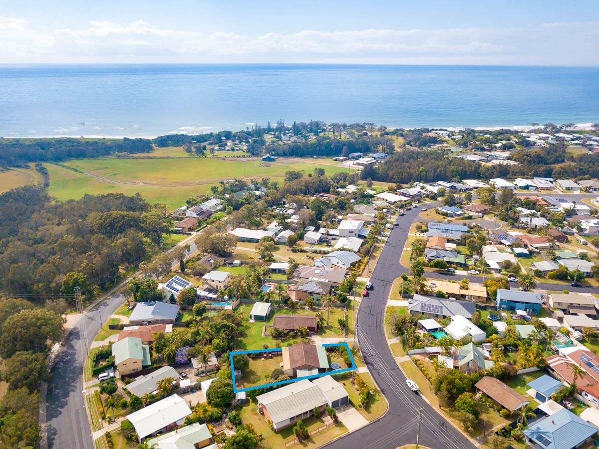 31 Matthews Parade, Corindi Beach - Thumbnail 3