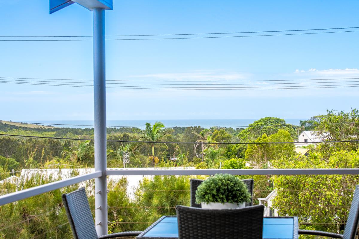 29 Arrawarra Road, Arrawarra Headland - Thumbnail 2