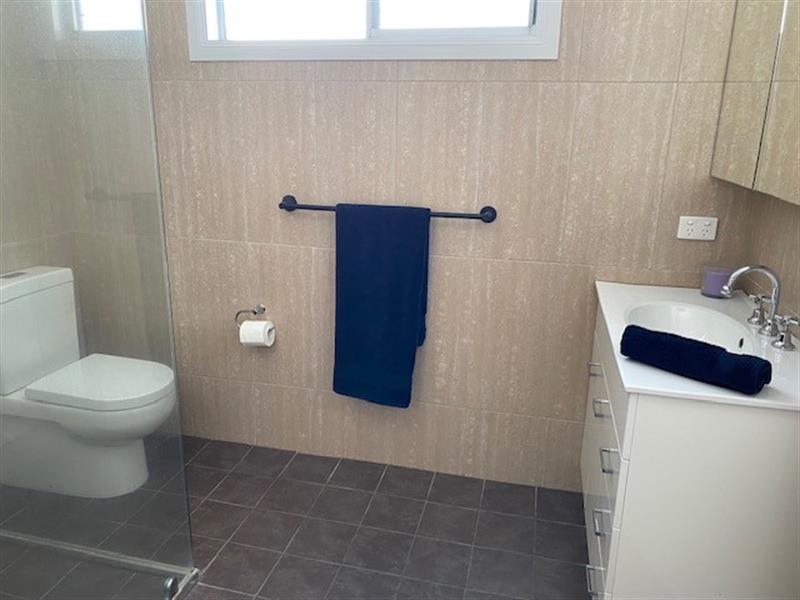 51 Ironbark Avenue, Sandy Beach - Thumbnail 7