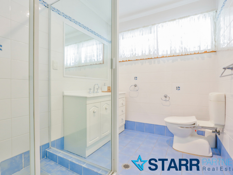 53 Pinaroo Cres, Bradbury - Thumbnail 5