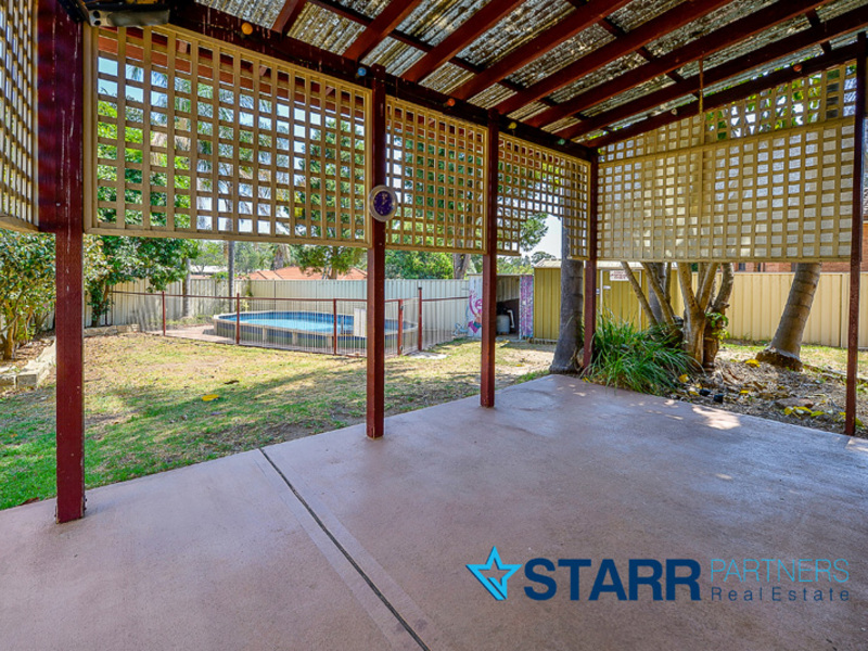 13 Larapinta Crescent, St Helens Park - Thumbnail 5