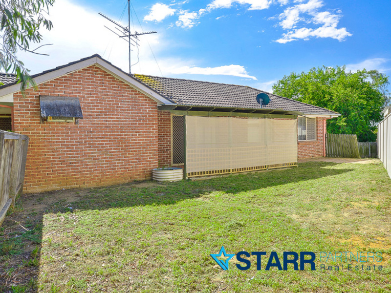 56 Carbasse Cres, St Helens Park - Thumbnail 2