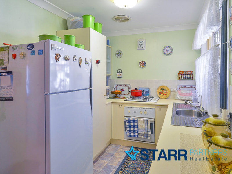 29 Englorie Park Drive, Glen Alpine - Thumbnail 2