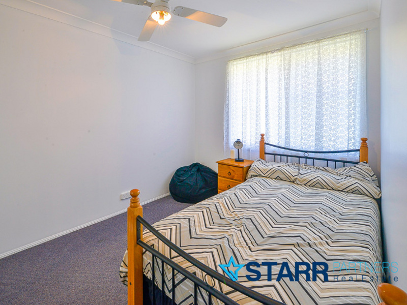19 Elliot Place, St Helens Park - Thumbnail 2