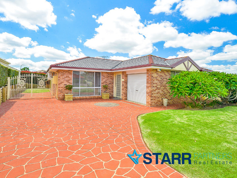 10 Baynton Place, St Helens Park - Thumbnail 8