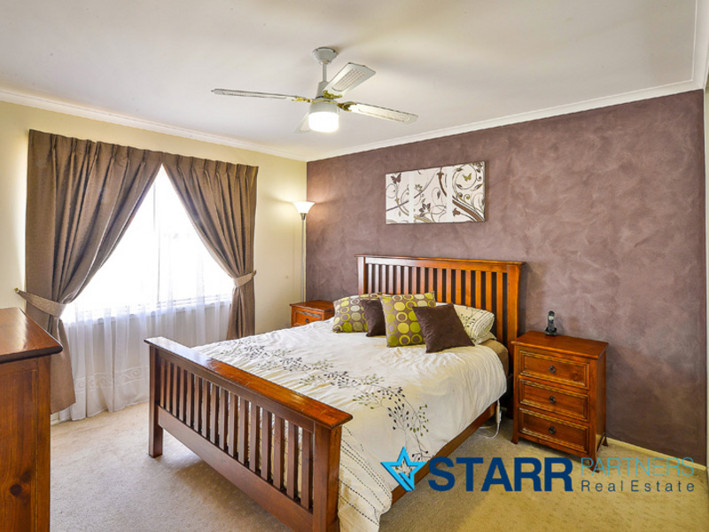 10 Baynton Place, St Helens Park - Thumbnail 2
