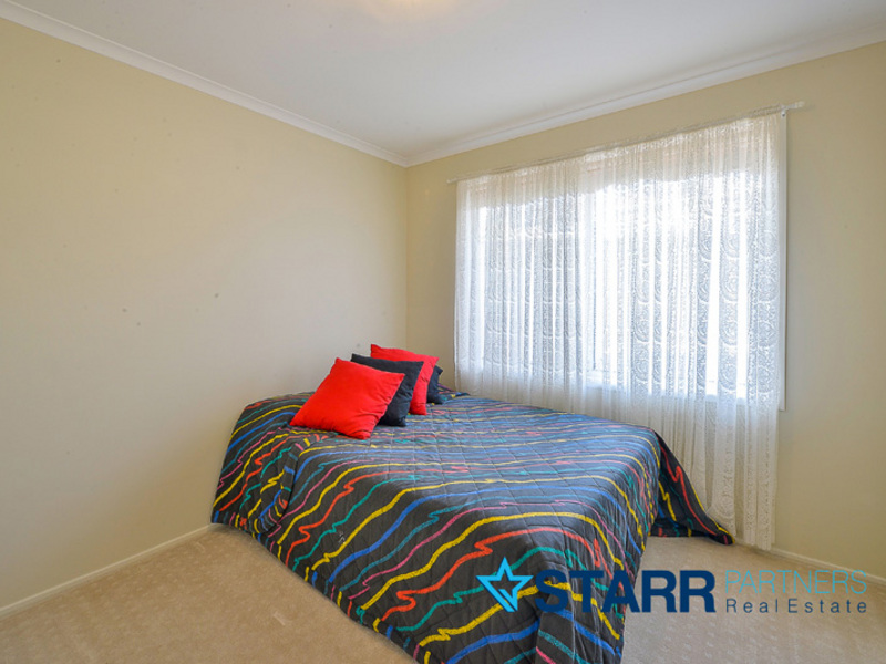 10 Baynton Place, St Helens Park - Thumbnail 3
