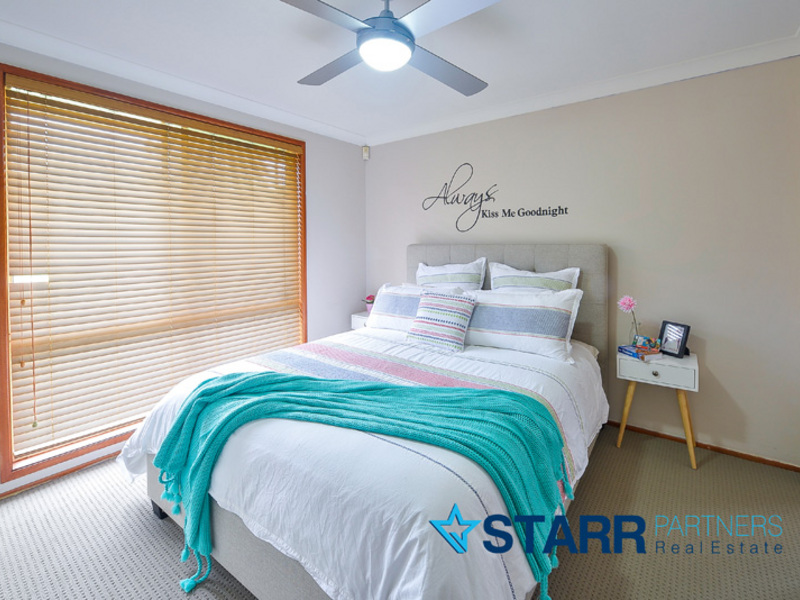 15 Carbasse Crescent, St Helens Park - Thumbnail 2