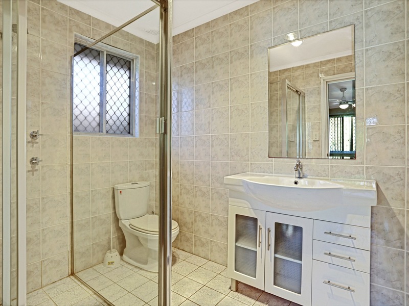 29 Borthwick Street, Minto - Thumbnail 3