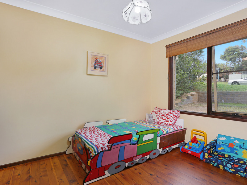 1 Uther Ave, Bradbury - Thumbnail 3