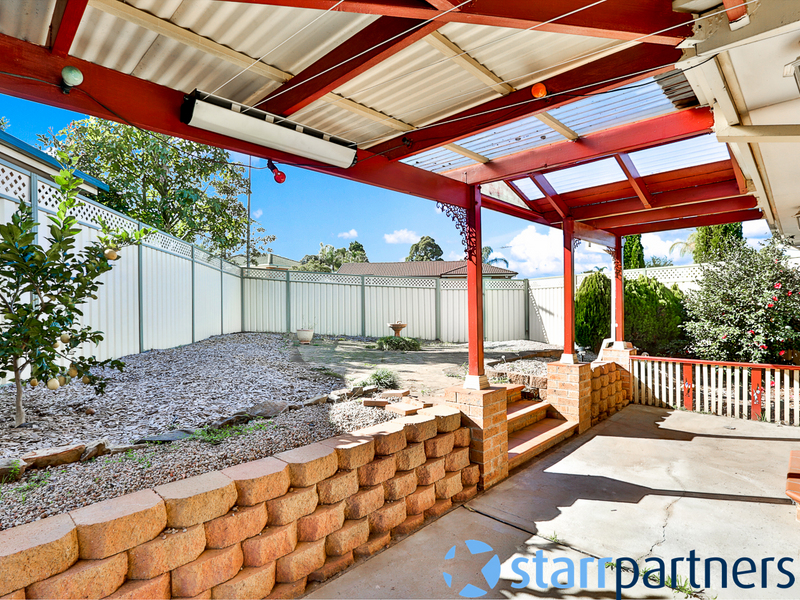 8 Fiveash St, St Helens Park - Thumbnail 5
