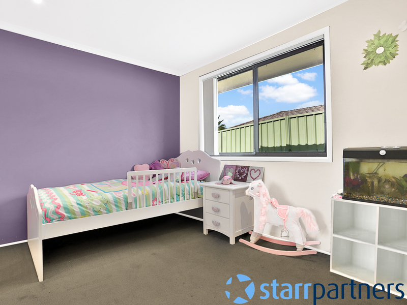 23 Wintaroo Cres, St Helens Park - Thumbnail 3