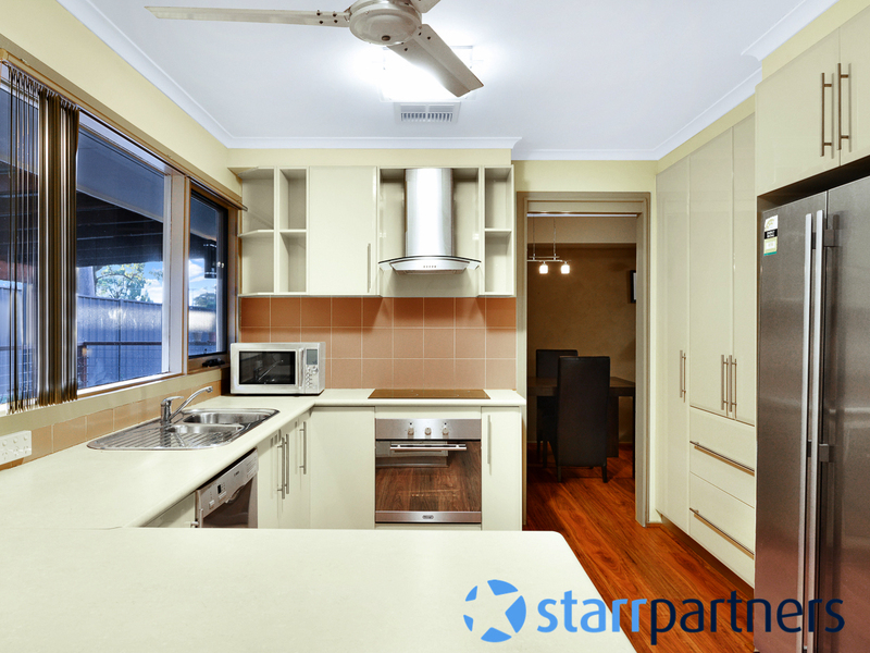 10 Paraka Pl, Bradbury - Thumbnail 3