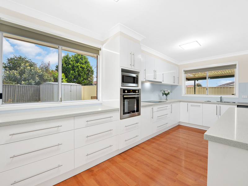 17 Carandini St, St Helens Park - Thumbnail 3