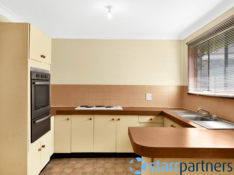 14 Loire Place, Kearns - Thumbnail 2