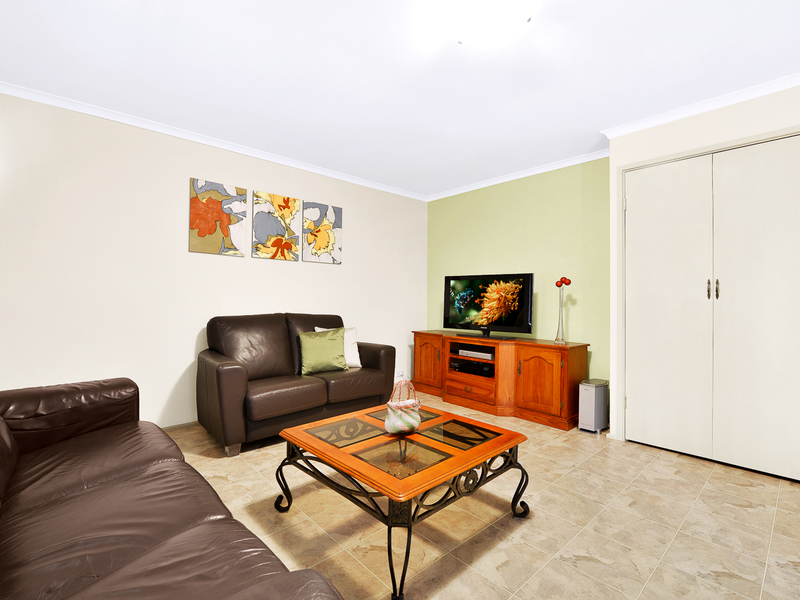 19 Bloodwood Place, Bradbury - Thumbnail 2