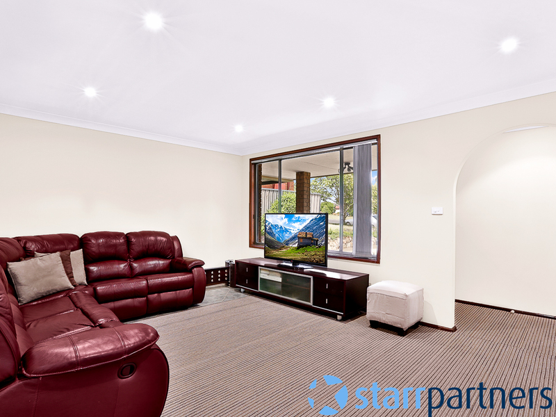 18 Larapinta Cres, St Helens Park - Thumbnail 2