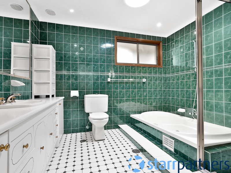 18 Larapinta Cres, St Helens Park - Thumbnail 5