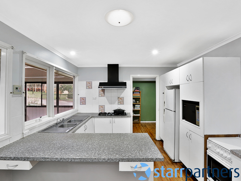 8 Georgiana Cres, Ambarvale - Thumbnail 3