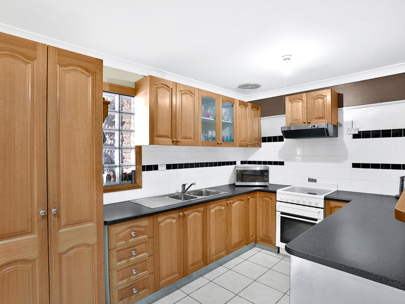 13 Charmian Pl, Rosemeadow - Thumbnail 3