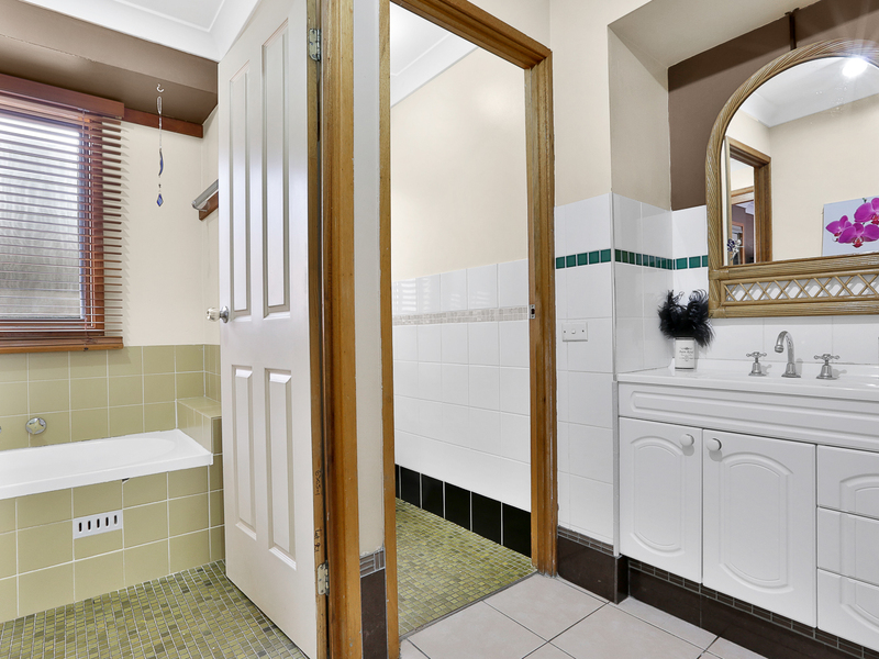 13 Charmian Pl, Rosemeadow - Thumbnail 5