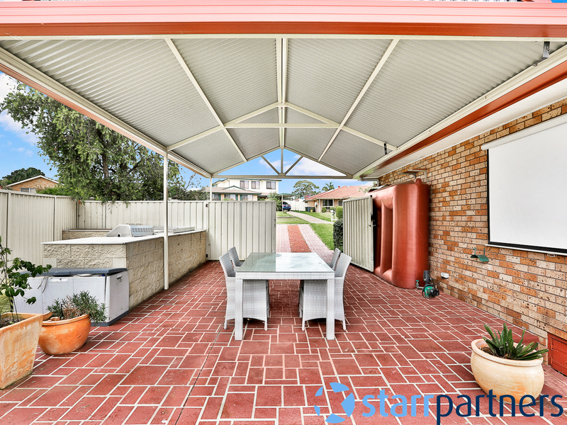 9 Larapinta Crescent, St Helens Park - Thumbnail 6