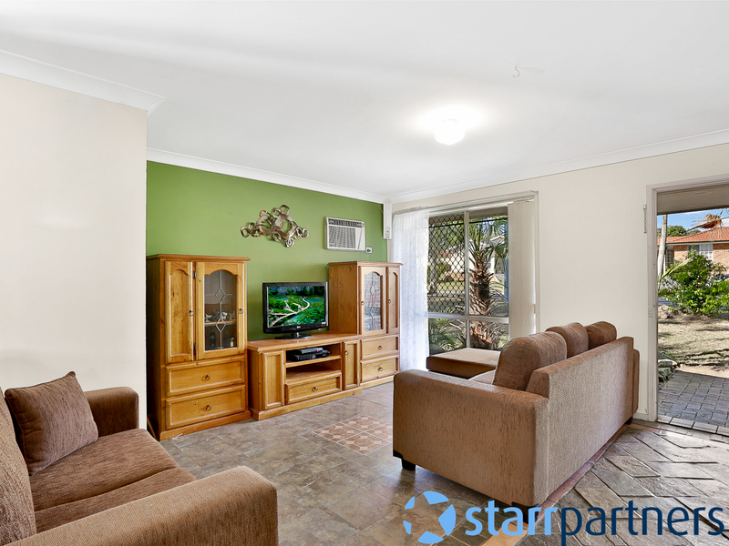 56 Carbasse Cres, St Helens Park - Thumbnail 2