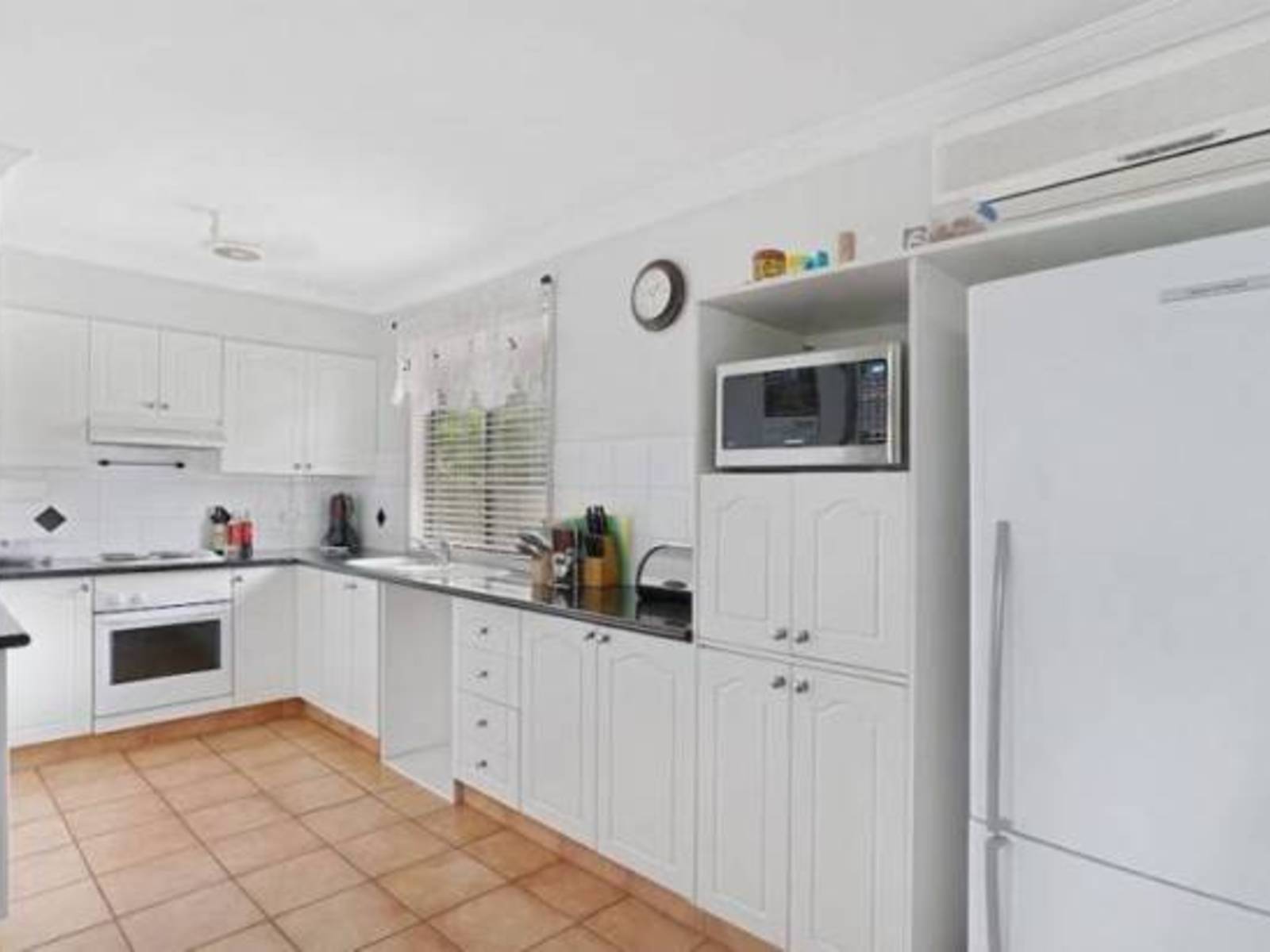 16 Lindesay Street, Leumeah - Thumbnail 2