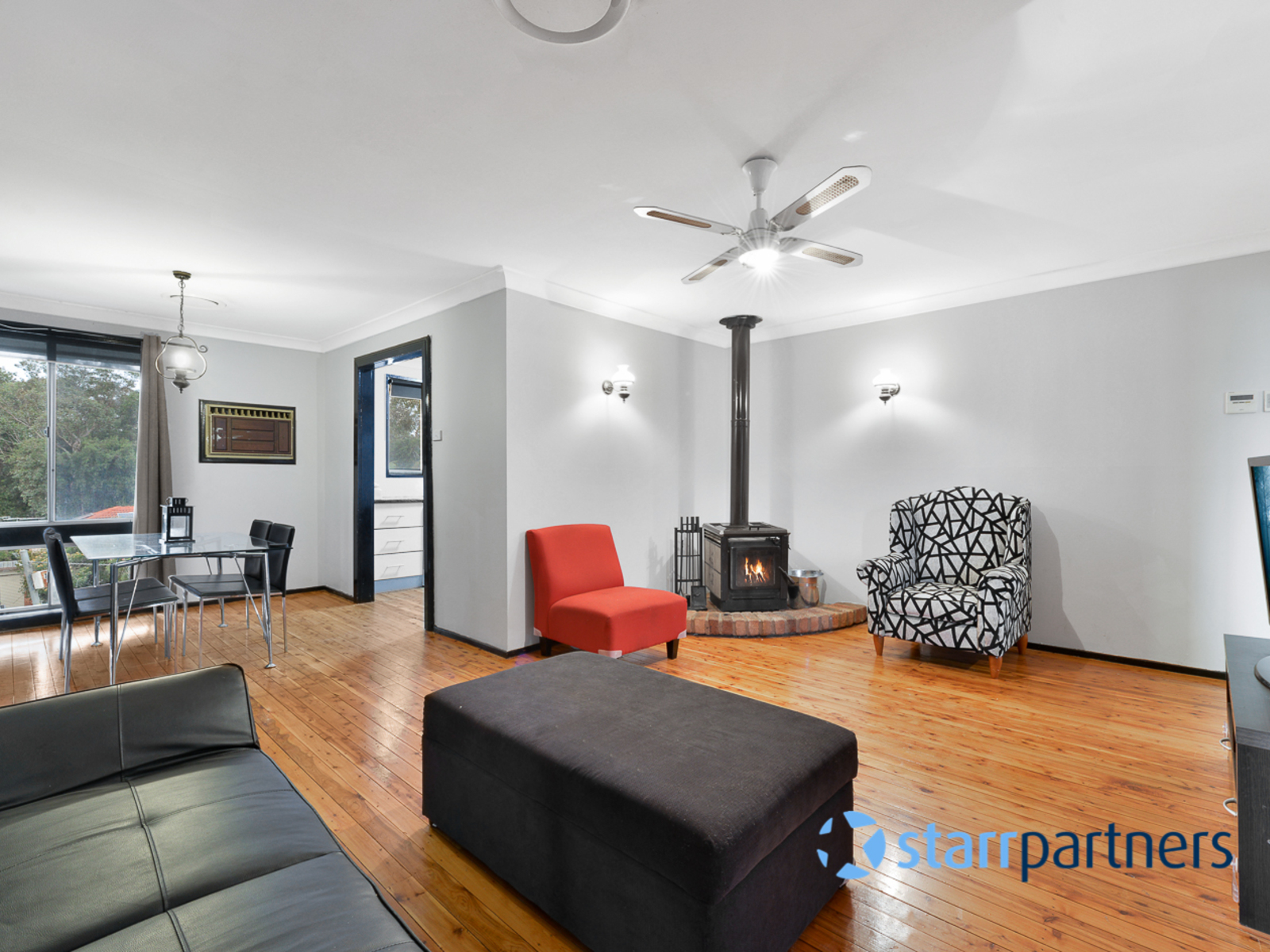 27 Kembla Cres, Ruse - Thumbnail 5