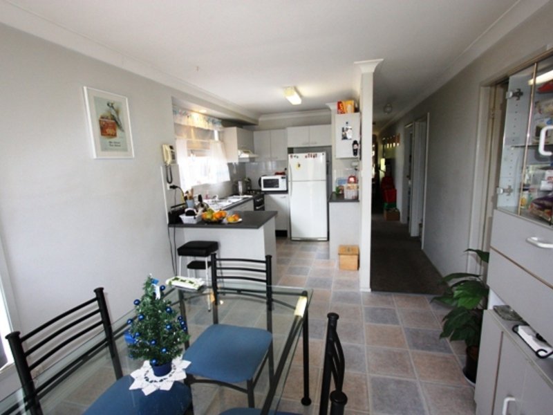 2/49 Kellerman Drive St Helens Park, St Helens Park Sold Property,  - Thumbnail 3