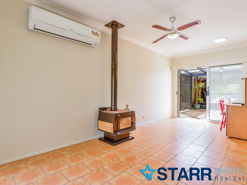 7 Hickey Place, Mount Annan - Thumbnail 4
