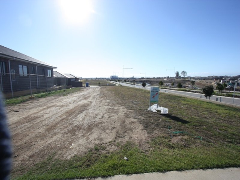 3.21/29-31 Lexington Drive, SYDNEY, NSW, 2153, Oran Park - Thumbnail 4