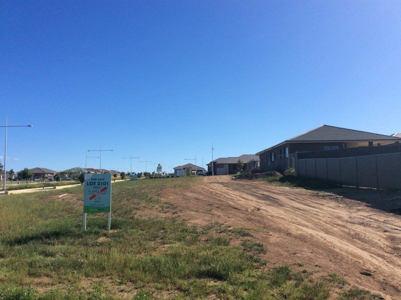 3.21/29-31 Lexington Drive, SYDNEY, NSW, 2153, Oran Park - Thumbnail 2