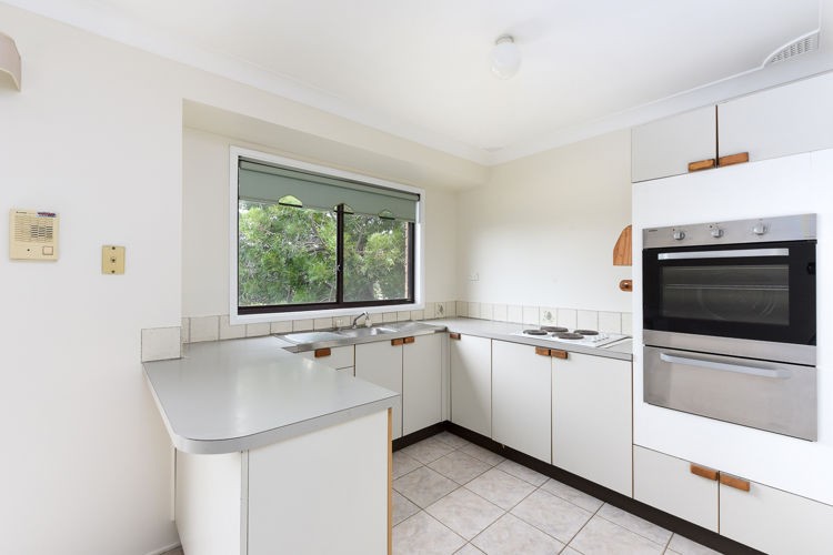 4 Traminer Place, Eschol Park - Thumbnail 6