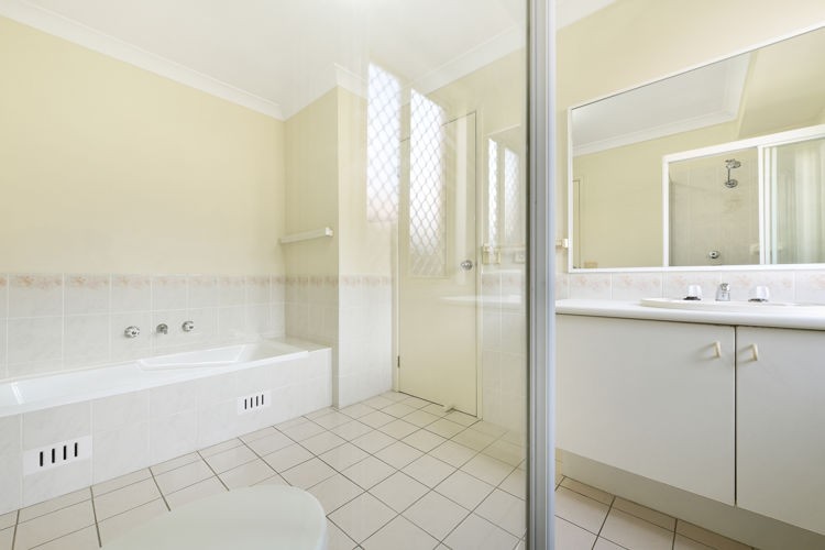 63 Parkholme Circuit, Englorie Park - Thumbnail 6