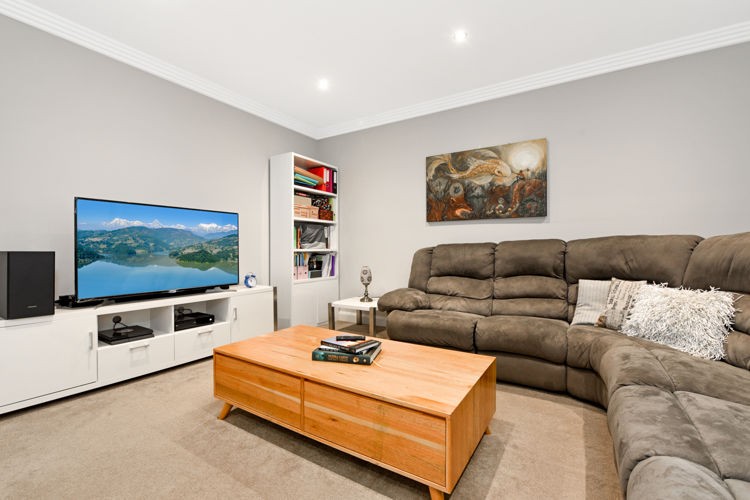 20 Parc Guell Ave, Campbelltown - Thumbnail 2
