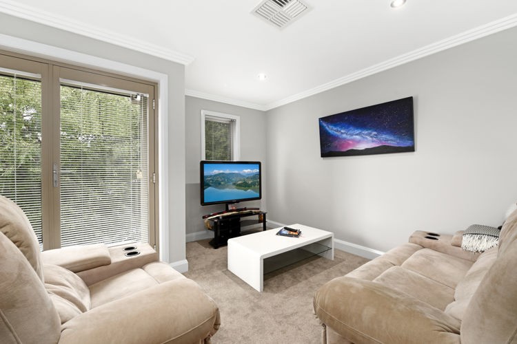 20 Parc Guell Ave, Campbelltown - Thumbnail 5