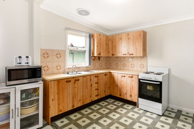 50 Condamine Street, Campbelltown - Thumbnail 4