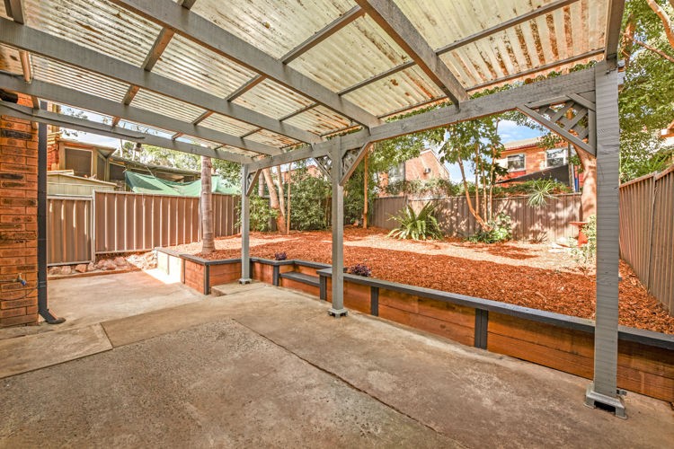 6 Brushbox Pl, Bradbury - Thumbnail 7
