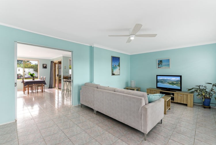 81 Crommelin Crescent, St Helens Park - Thumbnail 3