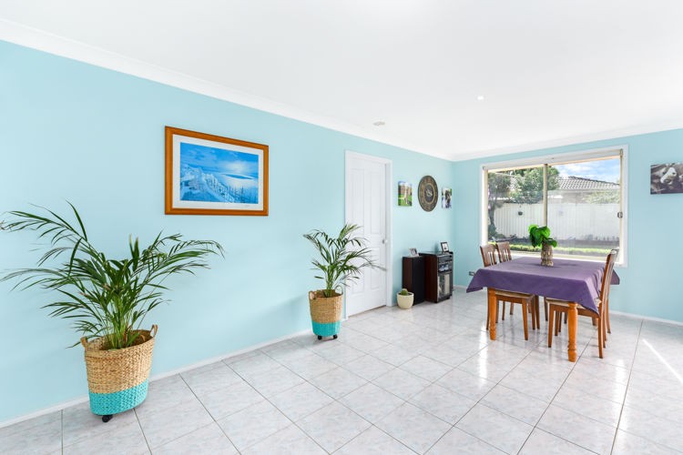 81 Crommelin Crescent, St Helens Park - Thumbnail 4