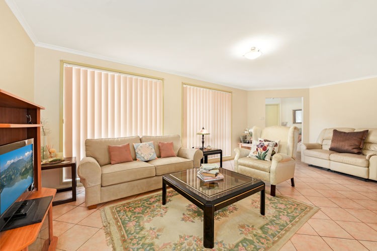 2 Moncrieff Close, St Helens Park - Thumbnail 3