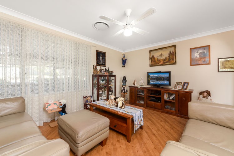 14 Boomerang Crescent, Raby - Thumbnail 2
