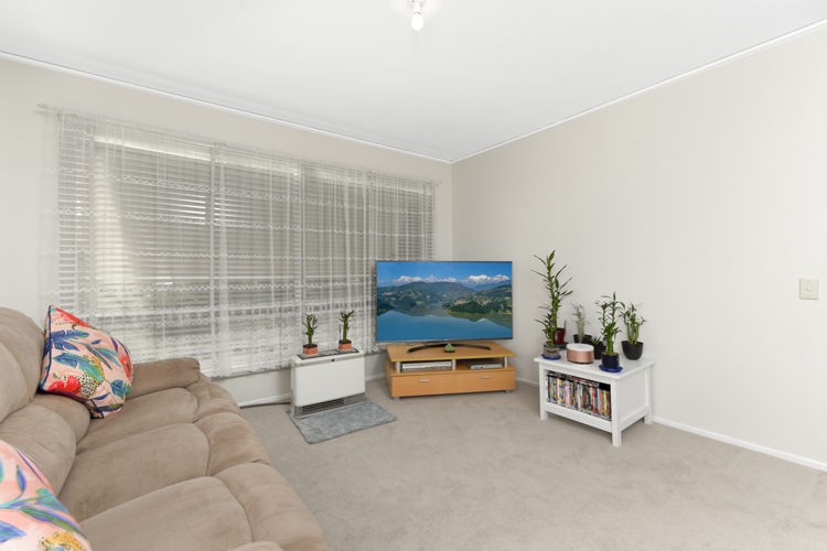 20 Nardango Road, Bradbury - Thumbnail 2